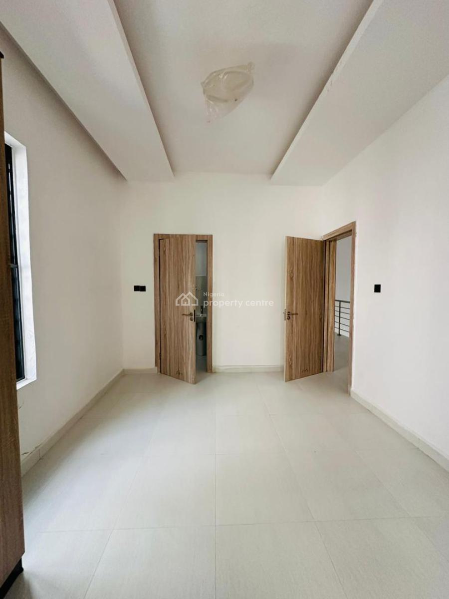 Modestly Built 4 Bedroom Semi Detached Duplex with Bq, Vgc, Lekki, Lagos, Semi-detached Duplex for Sale