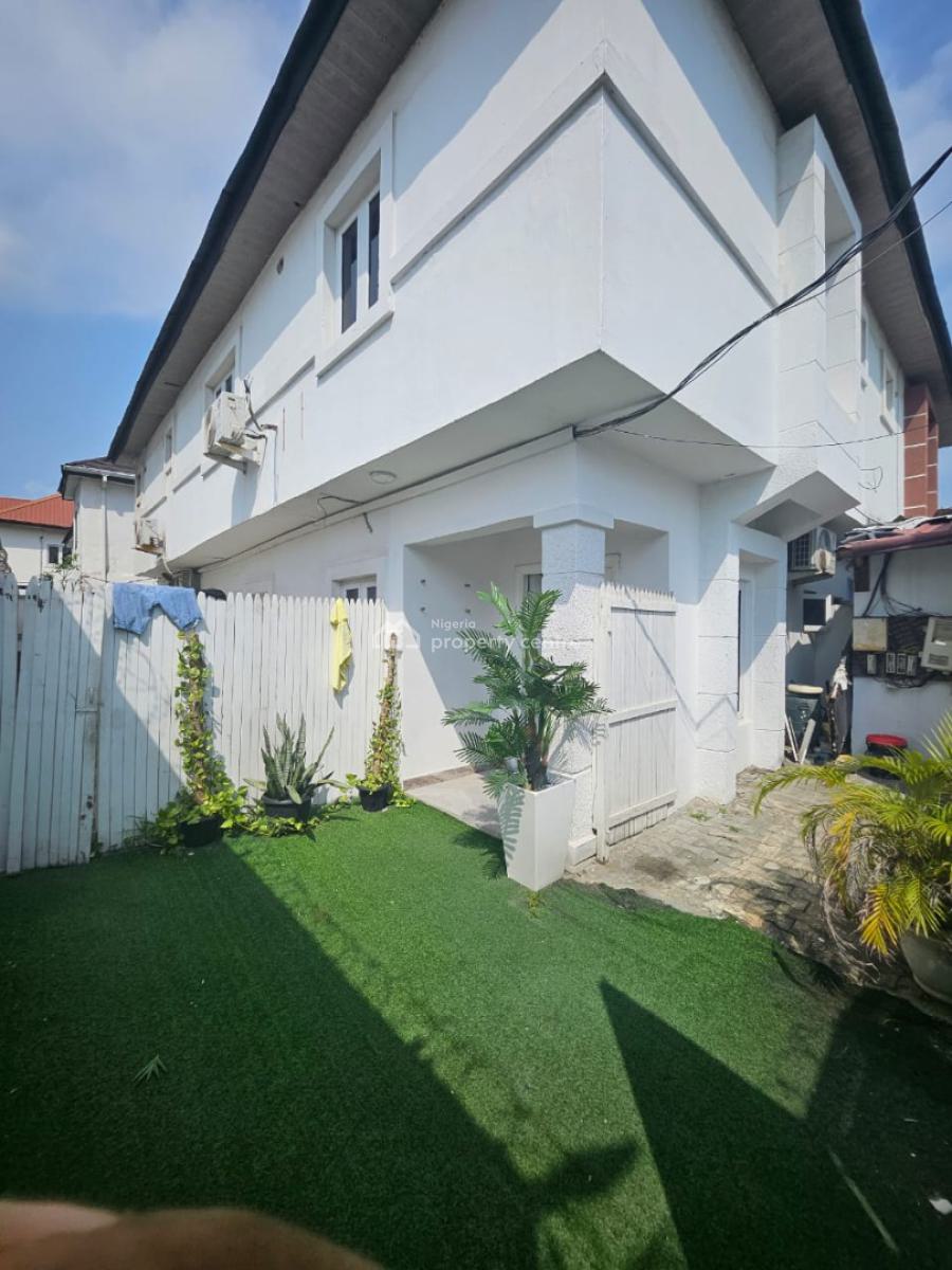 3 Bedroom Semi Detached Duplex, Off Admiralty Way, Lekki Phase 1, Lekki, Lagos, Semi-detached Duplex for Rent