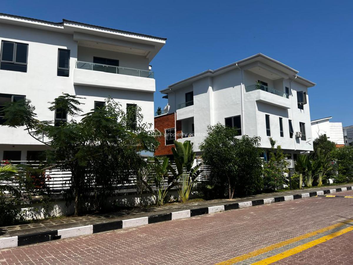 5 Bedroom Detached Duplex with 2 Rooms Boys Quarters & Swimming Pool, Lekki Phase 1, Lekki, Lagos, Detached Duplex for Sale