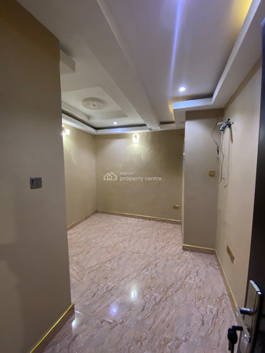 Fully Sevice 3 Bedrooms Flat, Off Allen Avenue, Ikeja, Lagos, Flat / Apartment for Rent