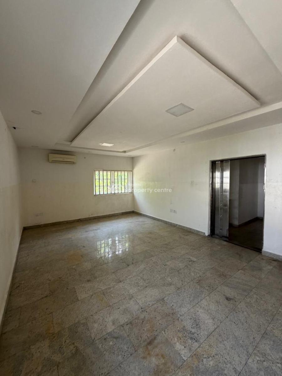 Exclusive 6 Bedroom Detached Duplex with 3 Rooms Bq, Maitama District, Abuja, Detached Duplex for Rent