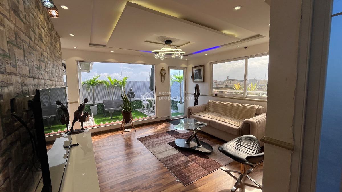 1 Bedroom Luxury Apartment, 8c Olukole Close, Off Ajao Road, Surulere, Lagos, Flat / Apartment Short Let