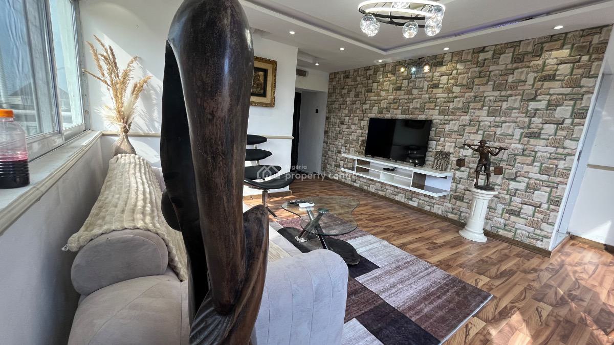 1 Bedroom Luxury Apartment, 8c Olukole Close, Off Ajao Road, Surulere, Lagos, Flat / Apartment Short Let