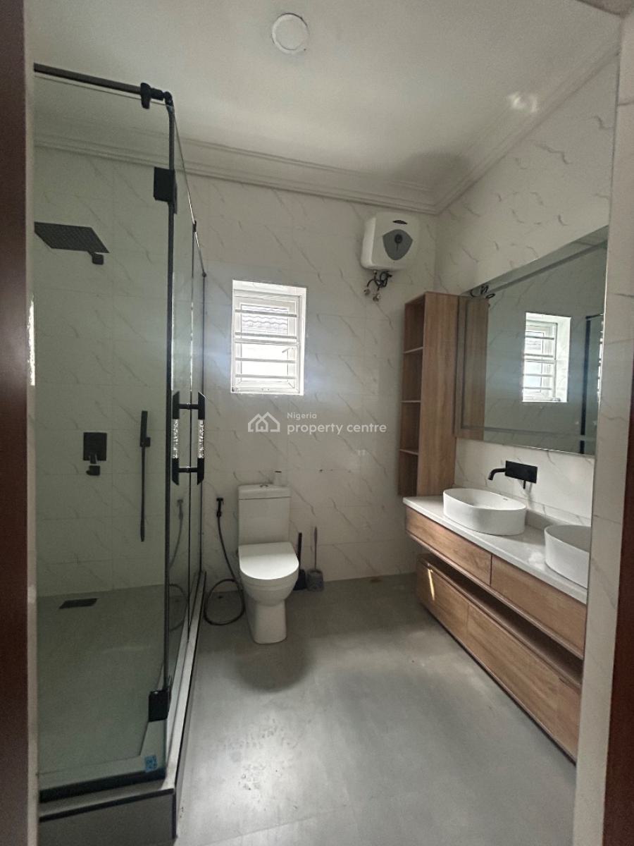 Well Maintained Four Bedroom Semi Detached House, Osapa, Lekki, Lagos, Semi-detached Duplex for Rent