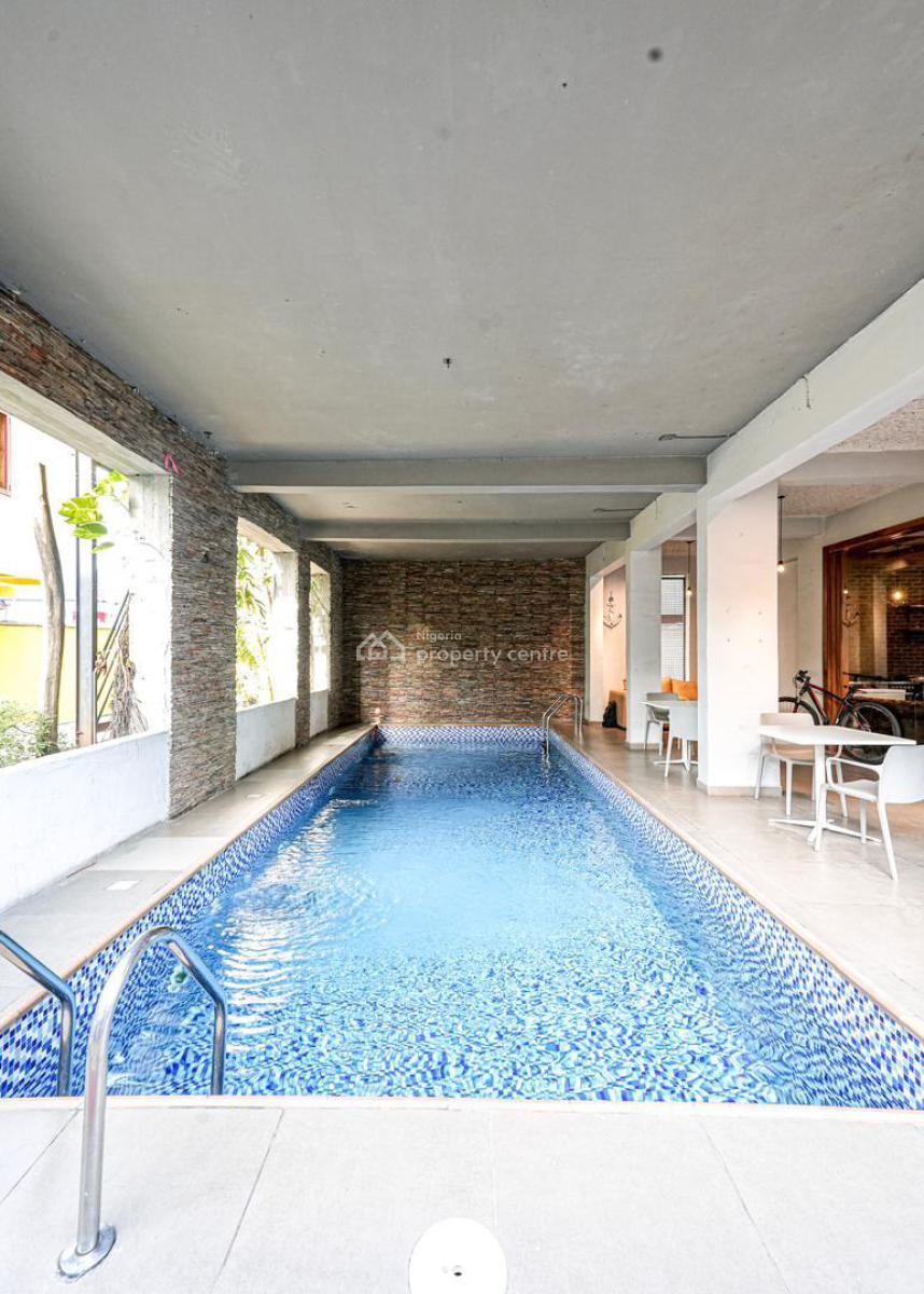 Luxury 2 Bedroom Garden Apartment with Swing, Lekki Phase 1, Lekki, Lagos, Flat / Apartment Short Let