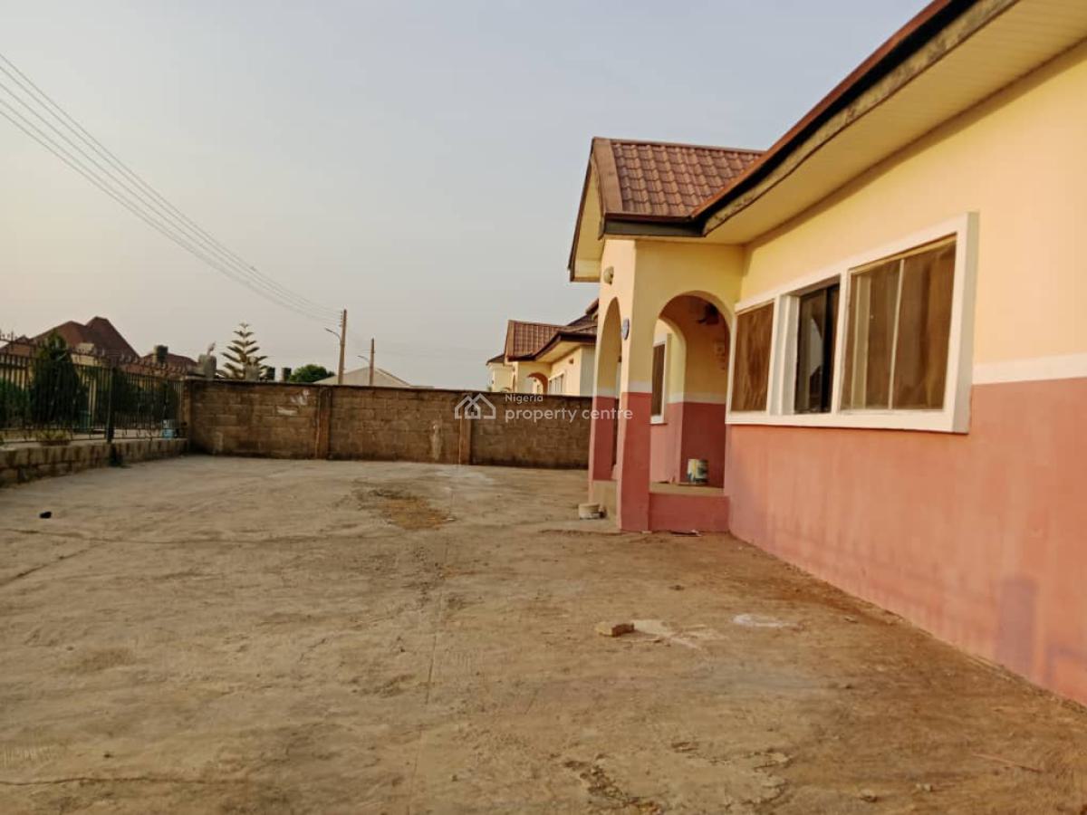 4 Bedrooms Bungalow+ Roms Bq, Navy Estate Karahi, Karshi, Abuja, Detached Bungalow for Sale