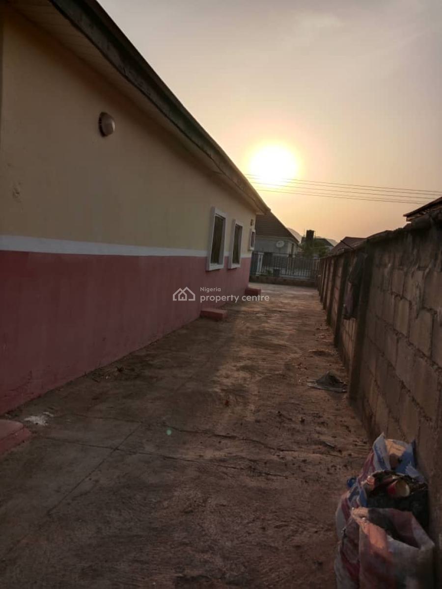 4 Bedrooms Bungalow+ Roms Bq, Navy Estate Karahi, Karshi, Abuja, Detached Bungalow for Sale