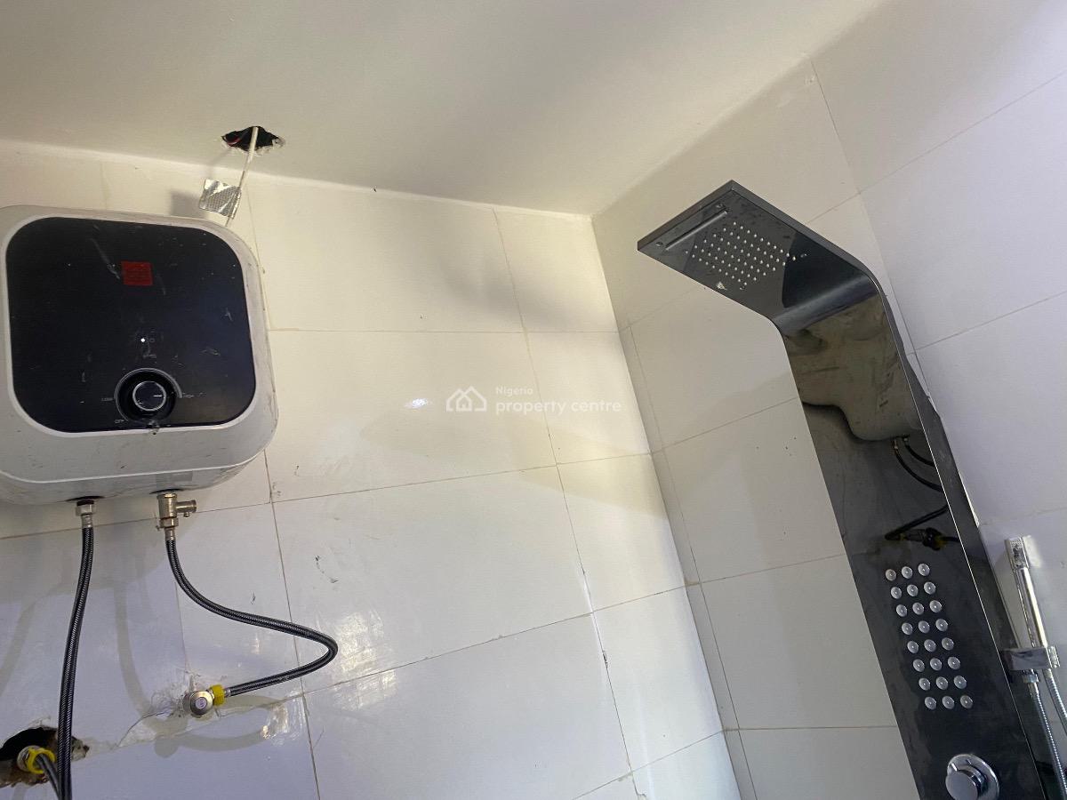 Excellent Spacious Room Self Contain, 1st Avenue, Gwarinpa, Abuja, Flat / Apartment for Rent