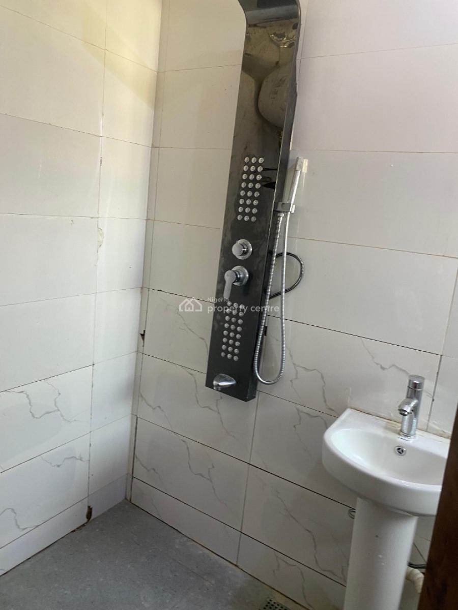 Excellent Spacious Room Self Contain, 1st Avenue, Gwarinpa, Abuja, Flat / Apartment for Rent