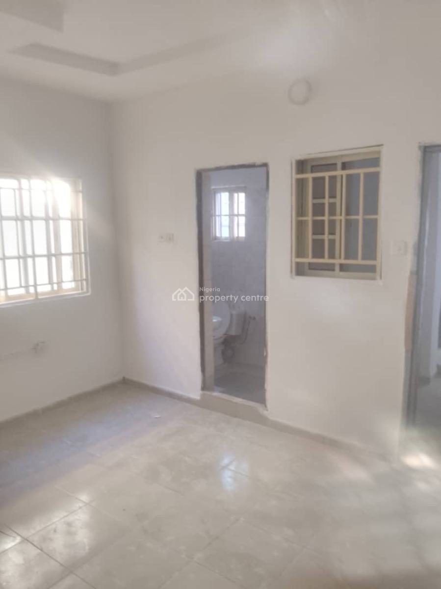 Excellent Spacious Self Contain, 6th Avenue, Gwarinpa, Abuja, Self Contain (single Rooms) for Rent