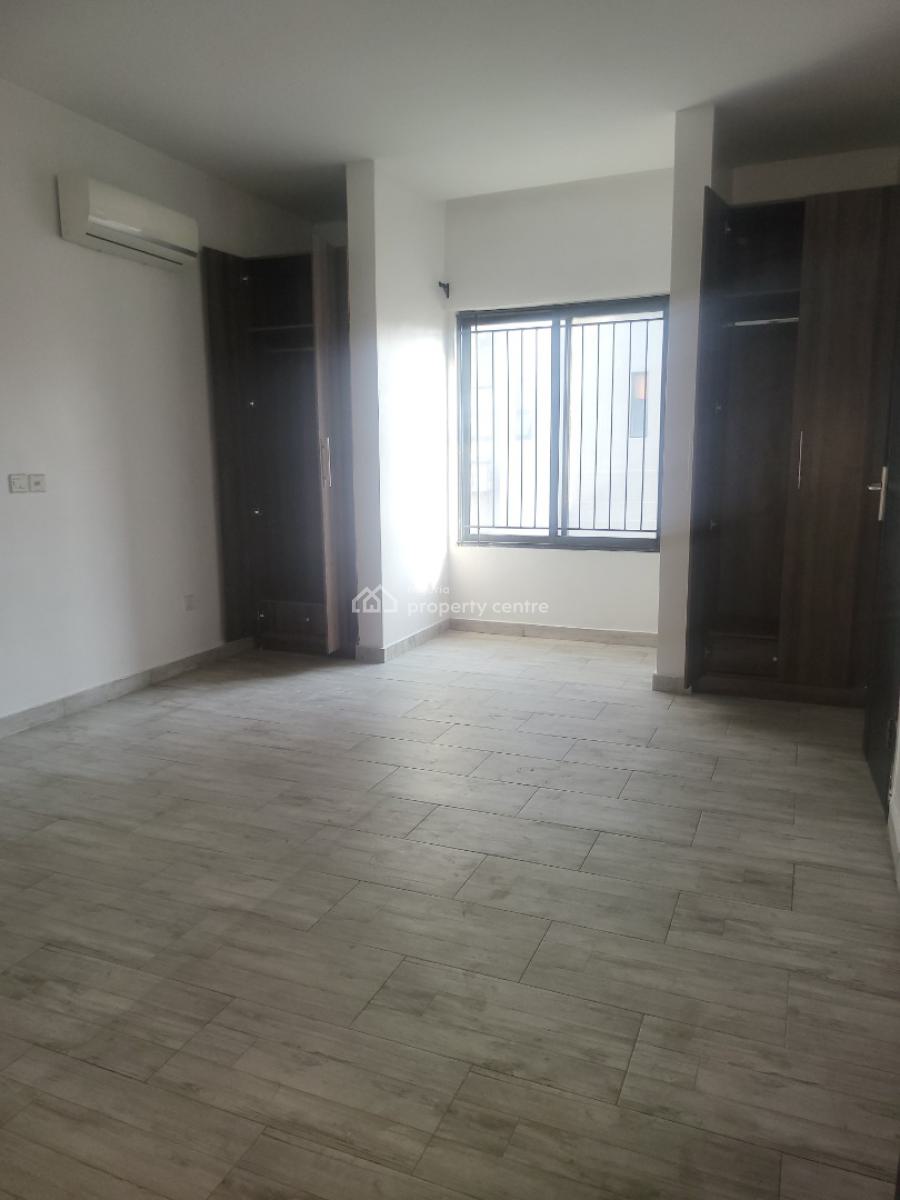 Luxury 3 Bedroom Flat with Bq, Central Lekki Estate, Lekki Phase 1, Lekki, Lagos, Flat / Apartment for Rent