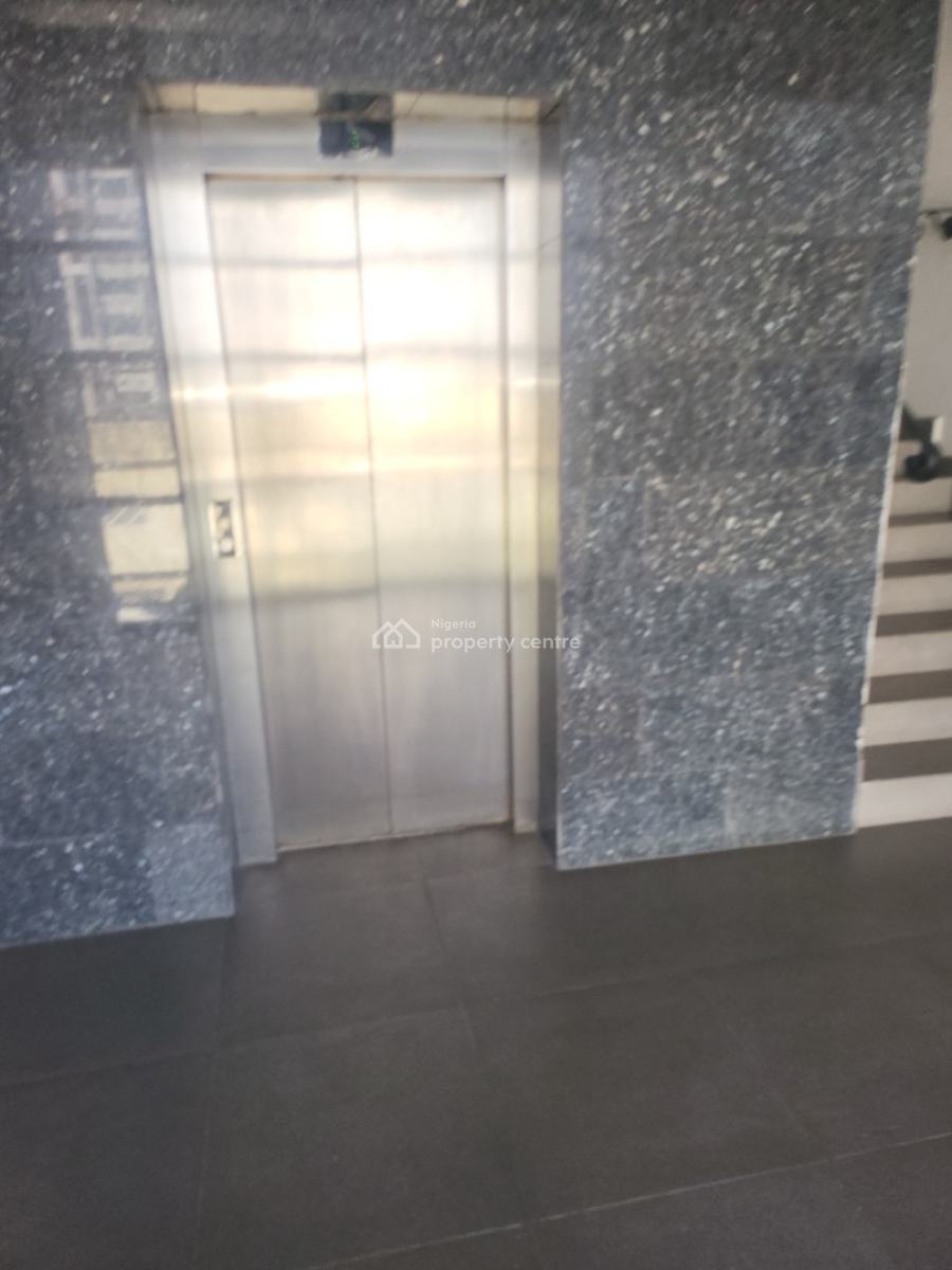 Luxury 3 Bedroom Flat with Bq, Central Lekki Estate, Lekki Phase 1, Lekki, Lagos, Flat / Apartment for Rent