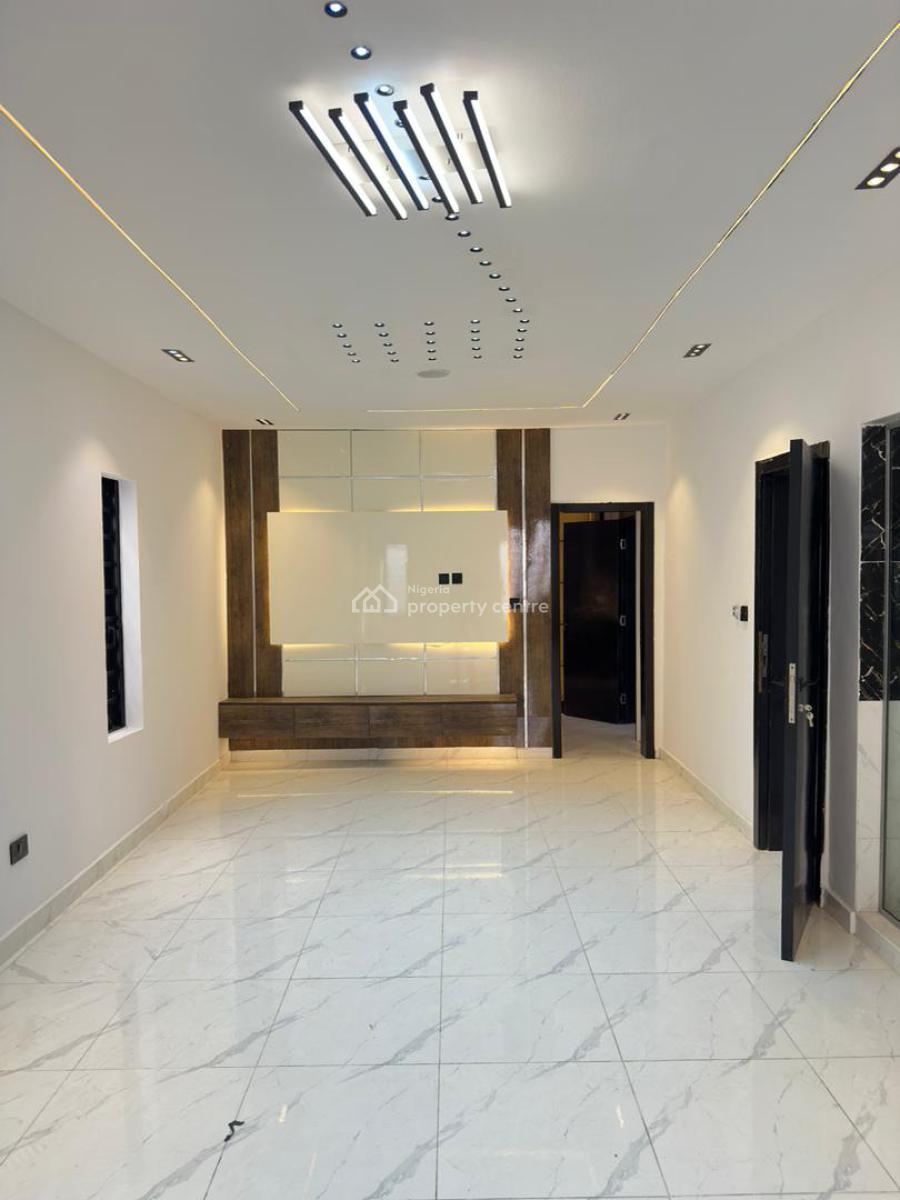5 Bedroom Duplex with Rooftop, Pool, Gym and Bq in Secure Estate, Orchid Road, Lekki, Lagos, Detached Duplex for Sale