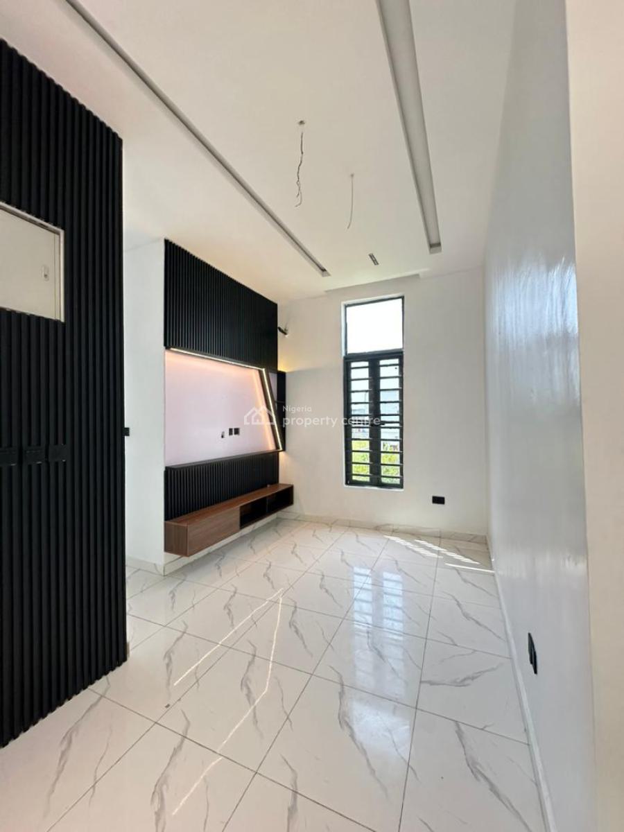 5 Bedroom Detached Duplex with a Pool and Bq in a Secured Estate, Orchid Road, Lekki, Lagos, Detached Duplex for Sale
