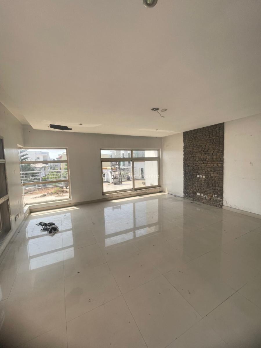 2 Bedroom Penthouse Apartment, Lekki Phase 1, Lekki, Lagos, Flat / Apartment for Rent