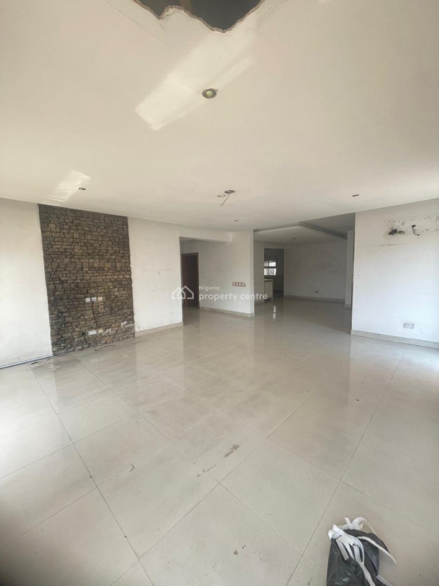2 Bedroom Penthouse Apartment, Lekki Phase 1, Lekki, Lagos, Flat / Apartment for Rent