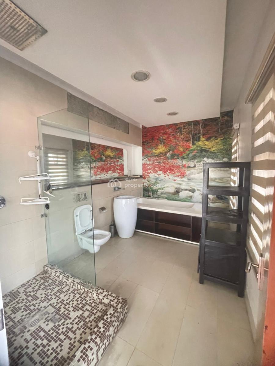 2 Bedroom Penthouse Apartment, Lekki Phase 1, Lekki, Lagos, Flat / Apartment for Rent