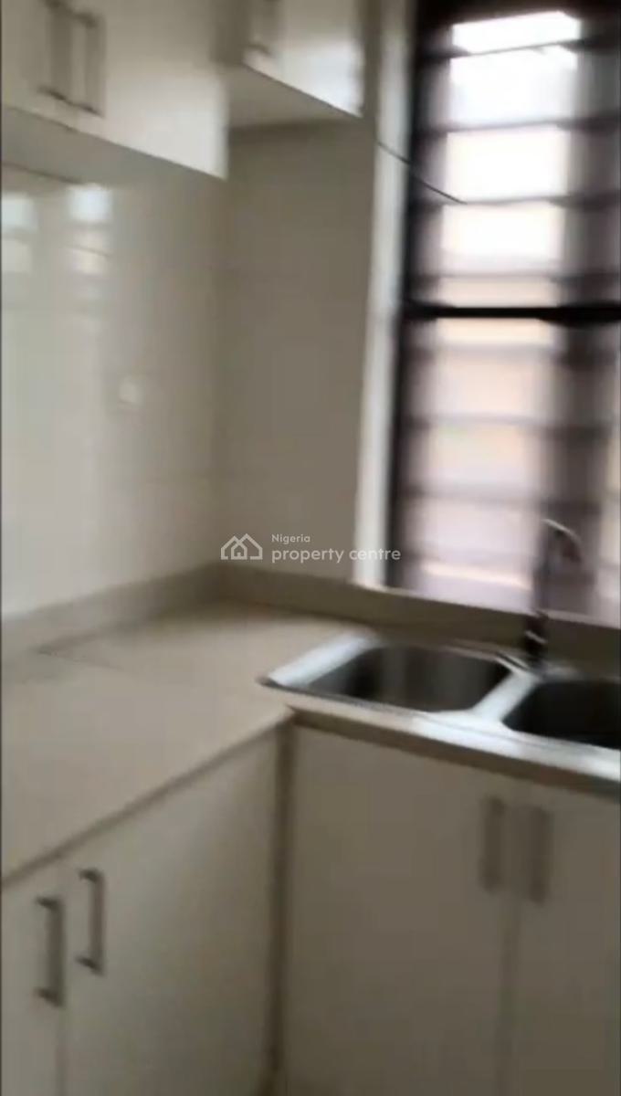 Ground Floor 2bedroom Flat in a Secured Estate, Osapa, Lekki, Lagos, Flat / Apartment for Rent