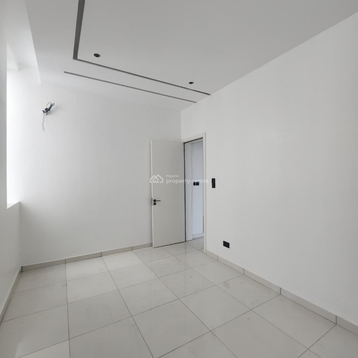 Lovely 2 Bedroom  Serviced Apartment with Pool in a Secured Estate, Oniru, Victoria Island (vi), Lagos, Flat / Apartment for Sale