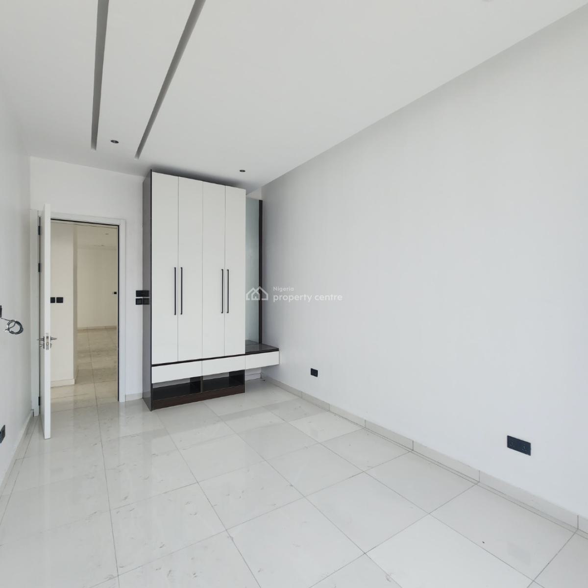 Lovely 2 Bedroom  Serviced Apartment with Pool in a Secured Estate, Oniru, Victoria Island (vi), Lagos, Flat / Apartment for Sale