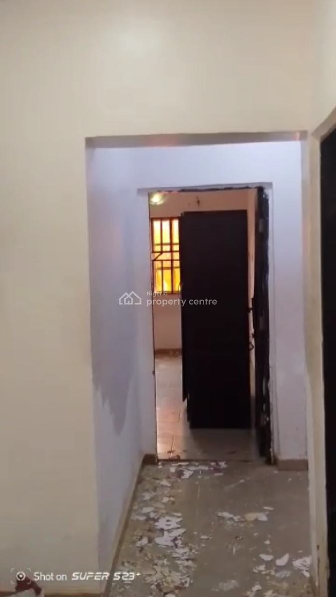 Well Maintained 2 Bedroom Flat, Abule Parapo, Awoyaya, Ibeju Lekki, Lagos, Flat / Apartment for Rent