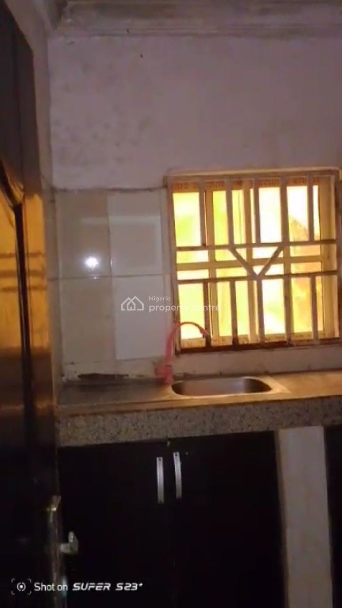 Well Maintained 2 Bedroom Flat, Abule Parapo, Awoyaya, Ibeju Lekki, Lagos, Flat / Apartment for Rent