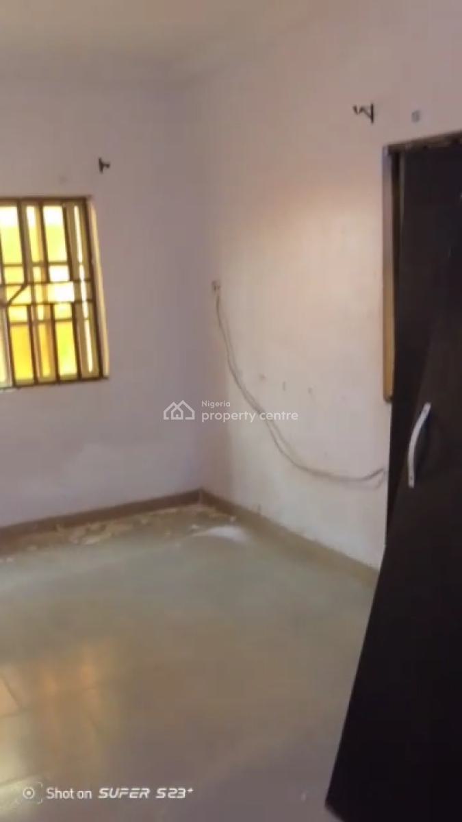 Well Maintained 2 Bedroom Flat, Abule Parapo, Awoyaya, Ibeju Lekki, Lagos, Flat / Apartment for Rent