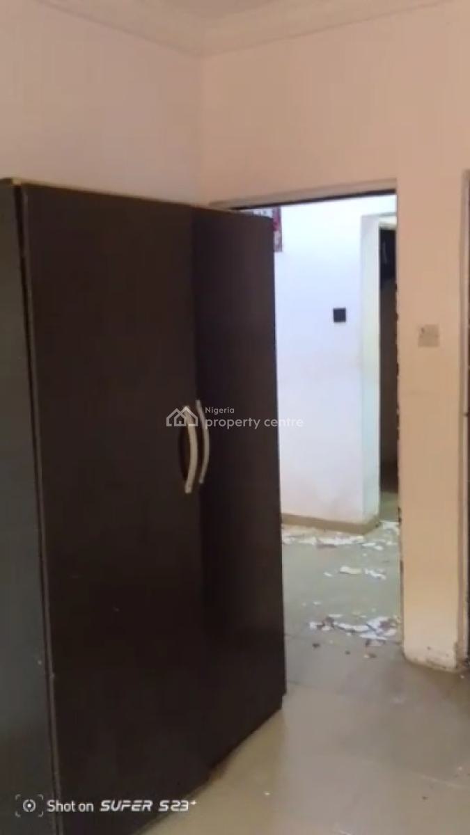 Well Maintained 2 Bedroom Flat, Abule Parapo, Awoyaya, Ibeju Lekki, Lagos, Flat / Apartment for Rent