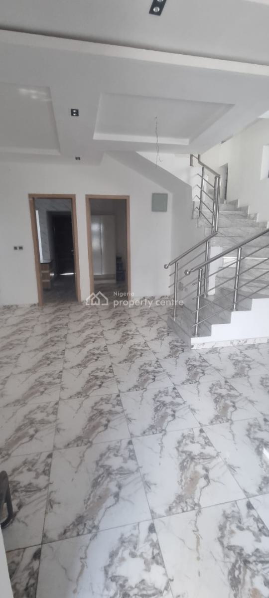 4 Bedrooms Semi Detached with Bq, Abraham Adesanya Roundabout, Ajah, Lagos, Semi-detached Duplex for Sale