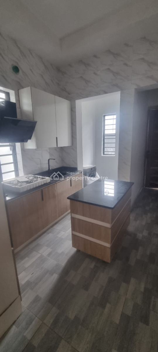 4 Bedrooms Semi Detached with Bq, Abraham Adesanya Roundabout, Ajah, Lagos, Semi-detached Duplex for Sale