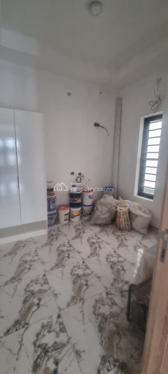 4 Bedrooms Semi Detached with Bq, Abraham Adesanya Roundabout, Ajah, Lagos, Semi-detached Duplex for Sale