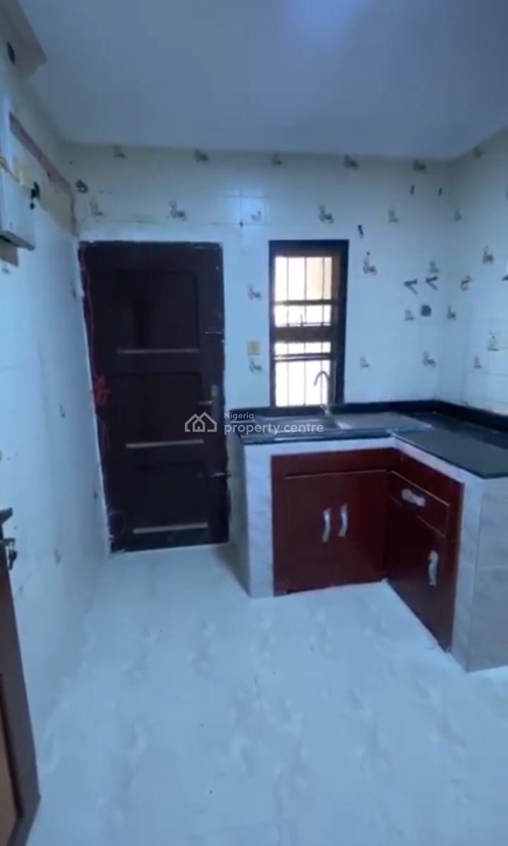 Spacious Three (3) Bedroom Apartment, Ikota Villa Estate, Ikota, Lekki, Lagos, Flat / Apartment for Rent