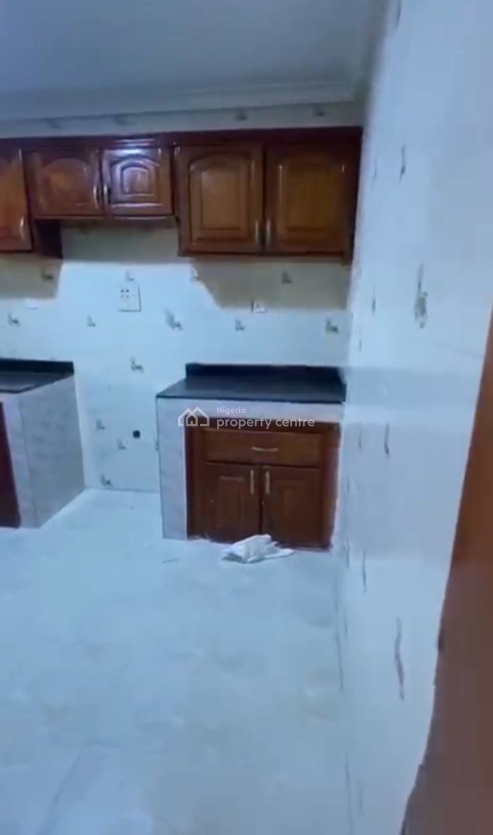 Spacious Three (3) Bedroom Apartment, Ikota Villa Estate, Ikota, Lekki, Lagos, Flat / Apartment for Rent