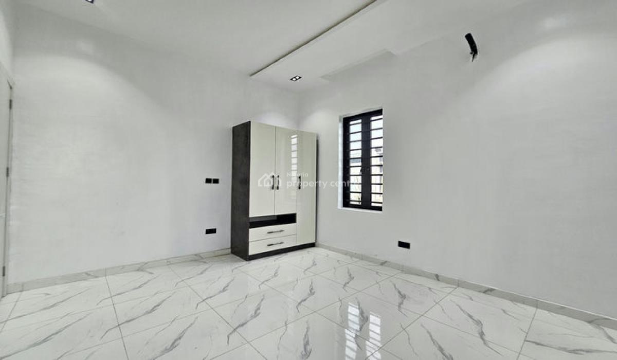 Luxury 5 Bedroom Detached House with Swimming Pool and Bq, General Paint, Ajah, Lagos, Detached Duplex for Sale