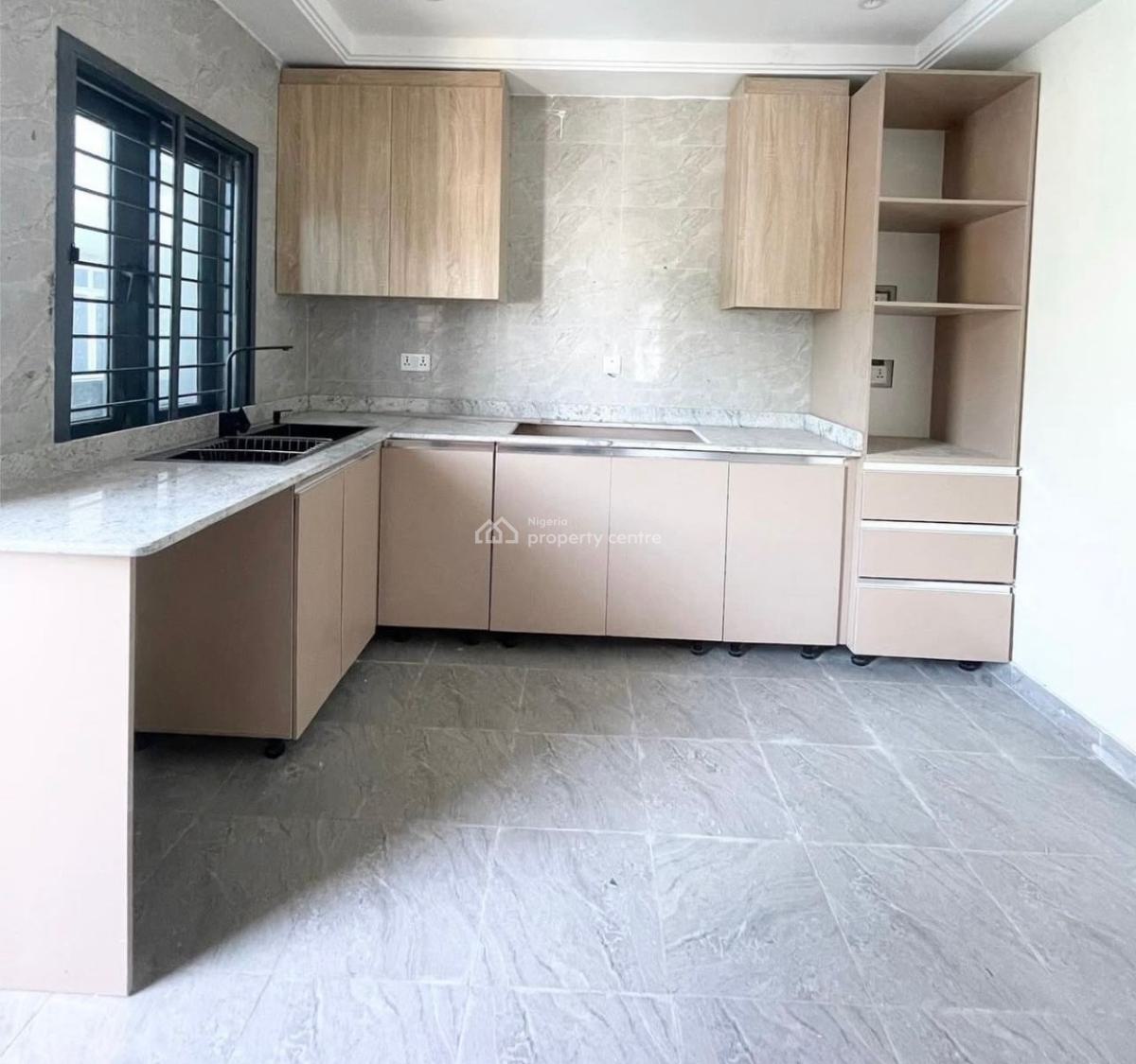 Luxury 3 Bedroom Apartment, Lekki Phase 1, Lekki, Lagos, Flat / Apartment for Rent