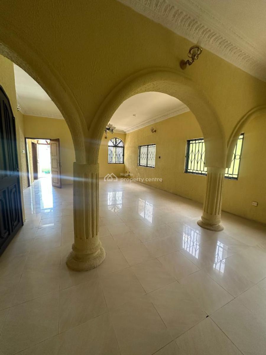 Luxury 5 Bedroom Semi-detached House in a Serene Environment, Lekki Phase 1, Lekki, Lagos, Semi-detached Duplex for Rent