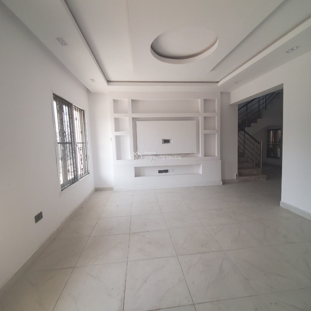 Beautiful 5 Bedroom Penthouse, Lekki Phase 1, Lekki, Lagos, Flat / Apartment for Sale