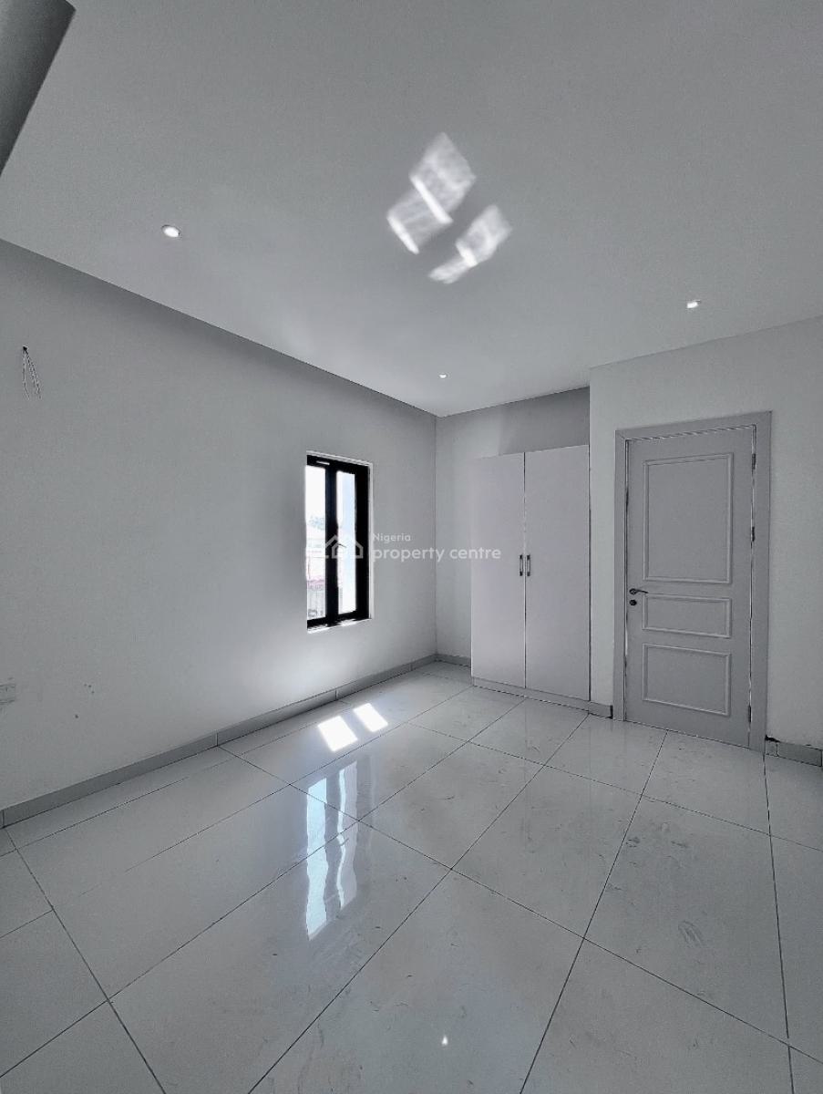 Fully Serviced 2 Bedroom Apartment, Ikate, Lekki, Lagos, Block of Flats for Sale