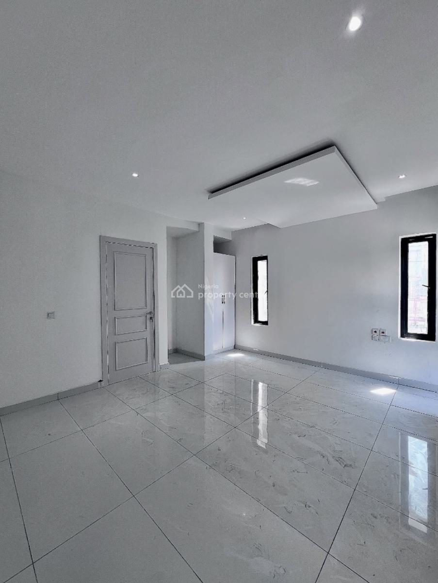 Fully Serviced 2 Bedroom Apartment, Ikate, Lekki, Lagos, Block of Flats for Sale