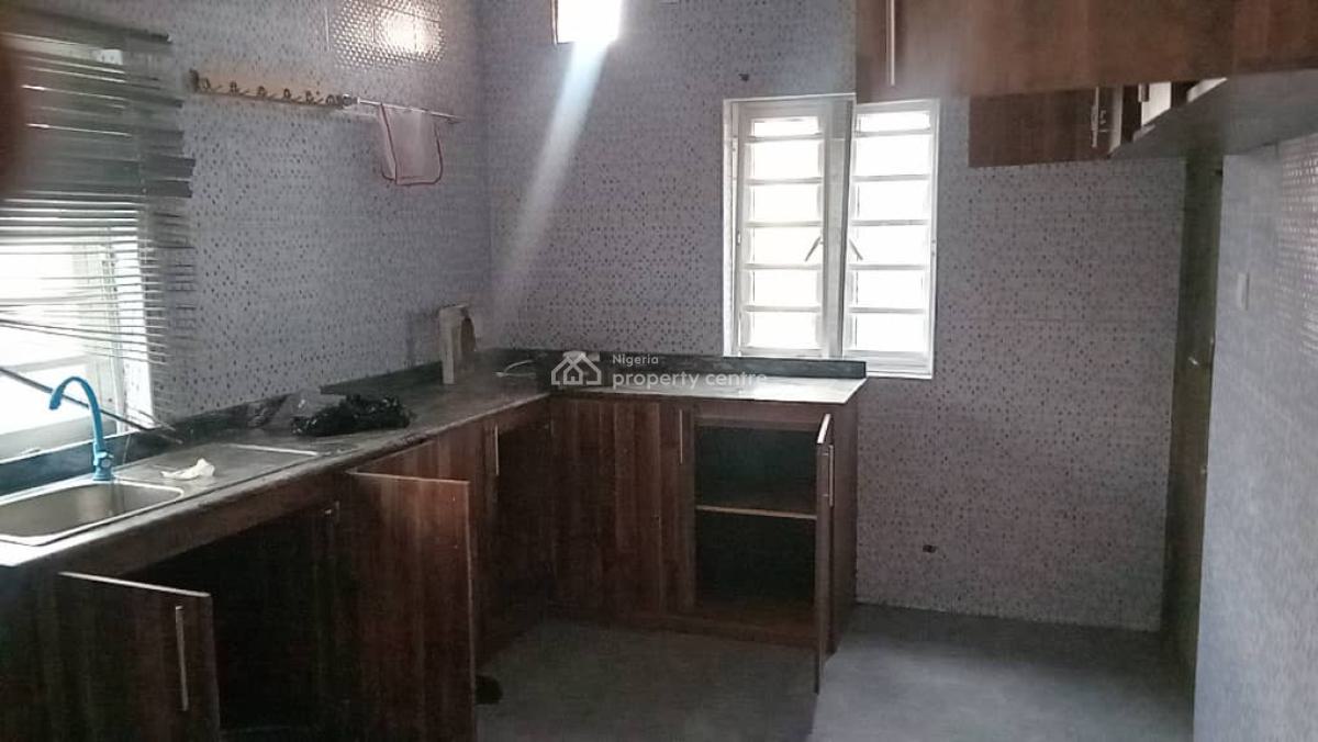 Upstairs Neat and Spacious 2 Bedrooms Flat, Majek, Ajah, Lagos, Flat / Apartment for Rent