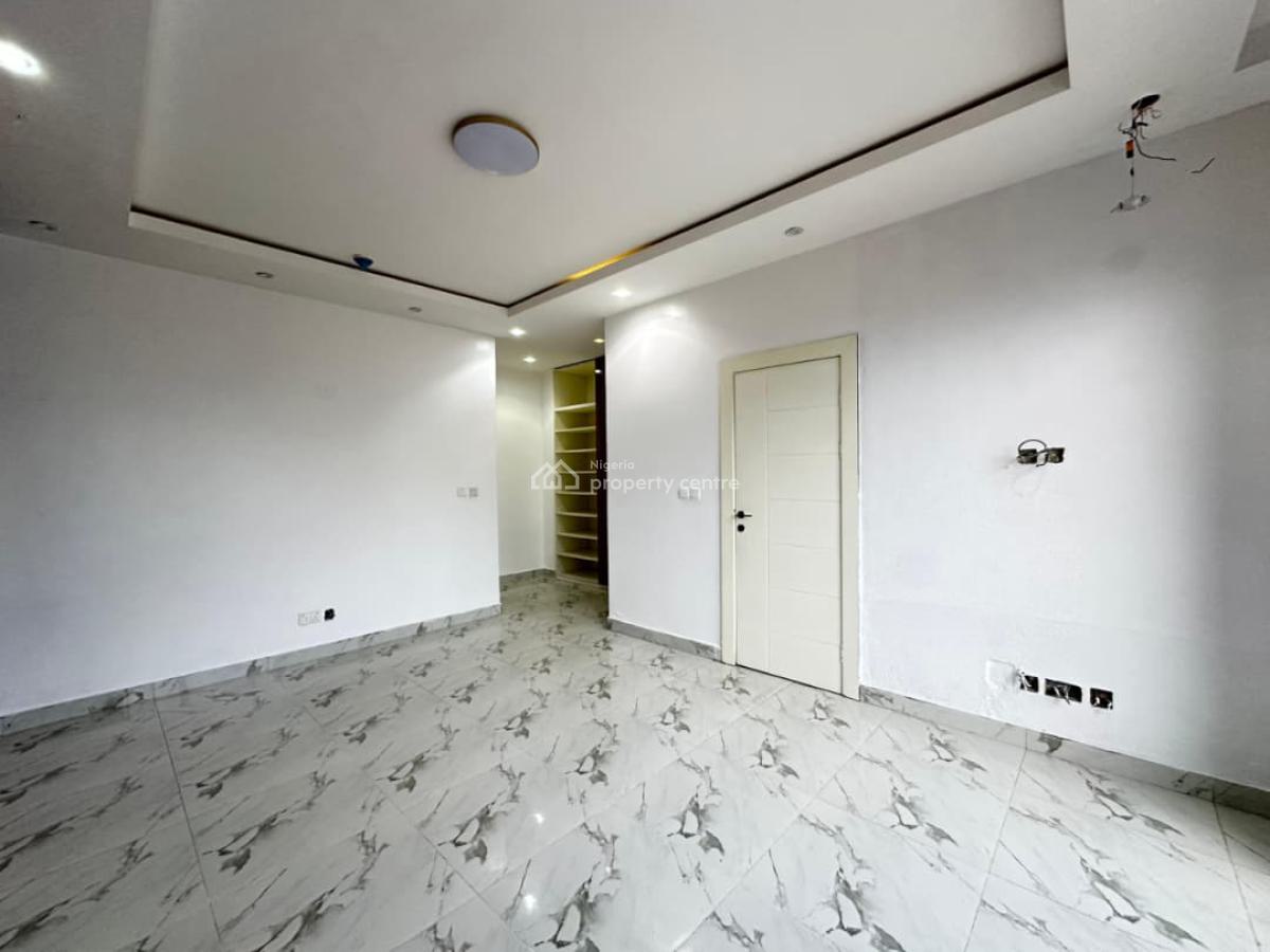 Fully Serviced 2 Bedroom Apartment at a Serviced Estate, Periwinkle, Lekki Phase 1, Lekki, Lagos, Flat / Apartment for Rent