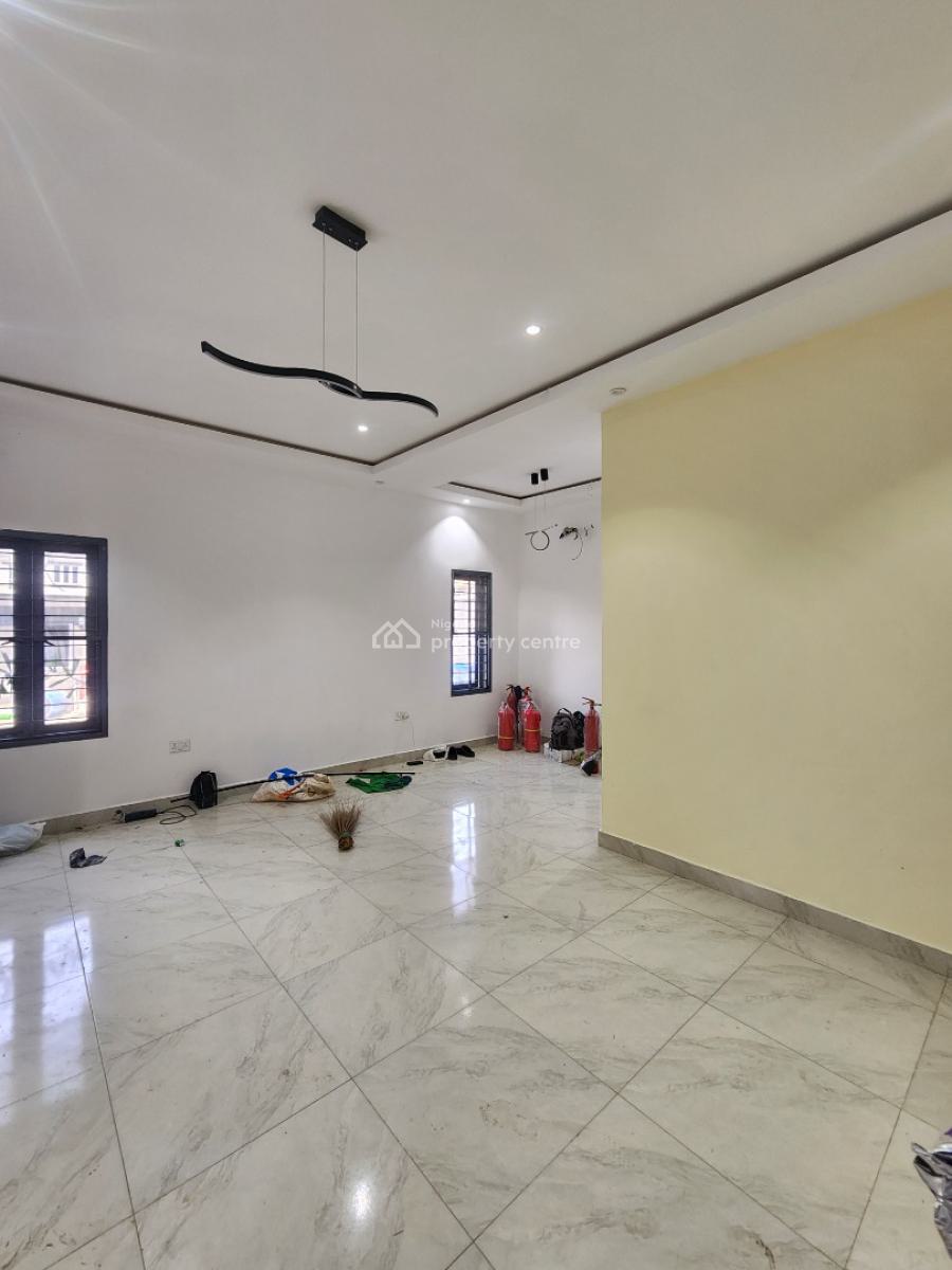Nicely Built 3 Bedroom Apartment, Oniru, Victoria Island (vi), Lagos, Flat / Apartment for Rent