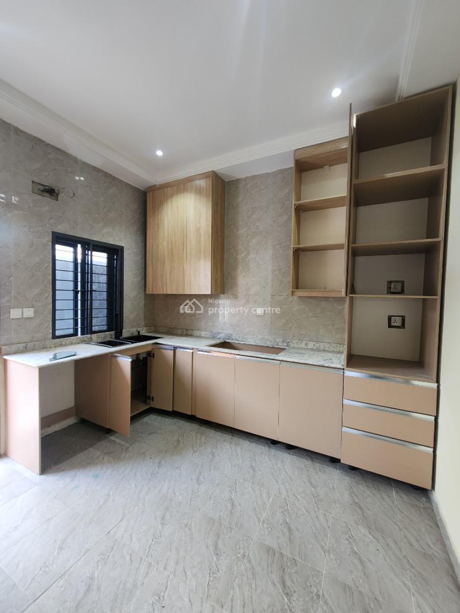 Nicely Built 3 Bedroom Apartment, Oniru, Victoria Island (vi), Lagos, Flat / Apartment for Rent