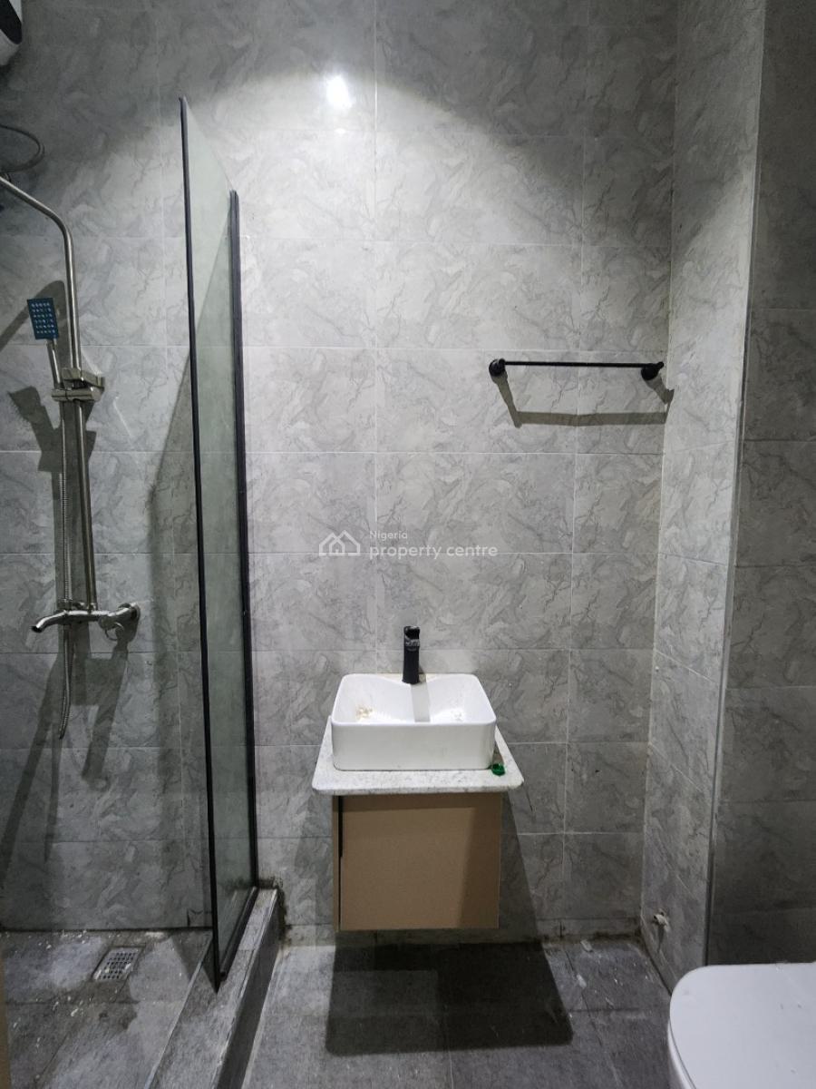 Nicely Built 3 Bedroom Apartment, Oniru, Victoria Island (vi), Lagos, Flat / Apartment for Rent