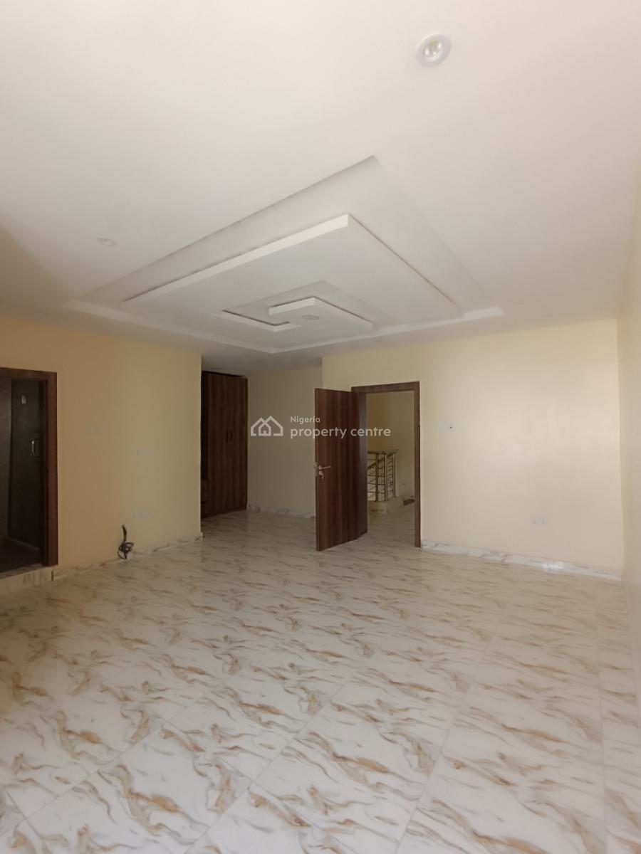 Well Built 3 Bedroom Duplex, Pepperoni Abraham Adesunya Ajah, Lekki Phase 2, Lekki, Lagos, Terraced Duplex for Rent