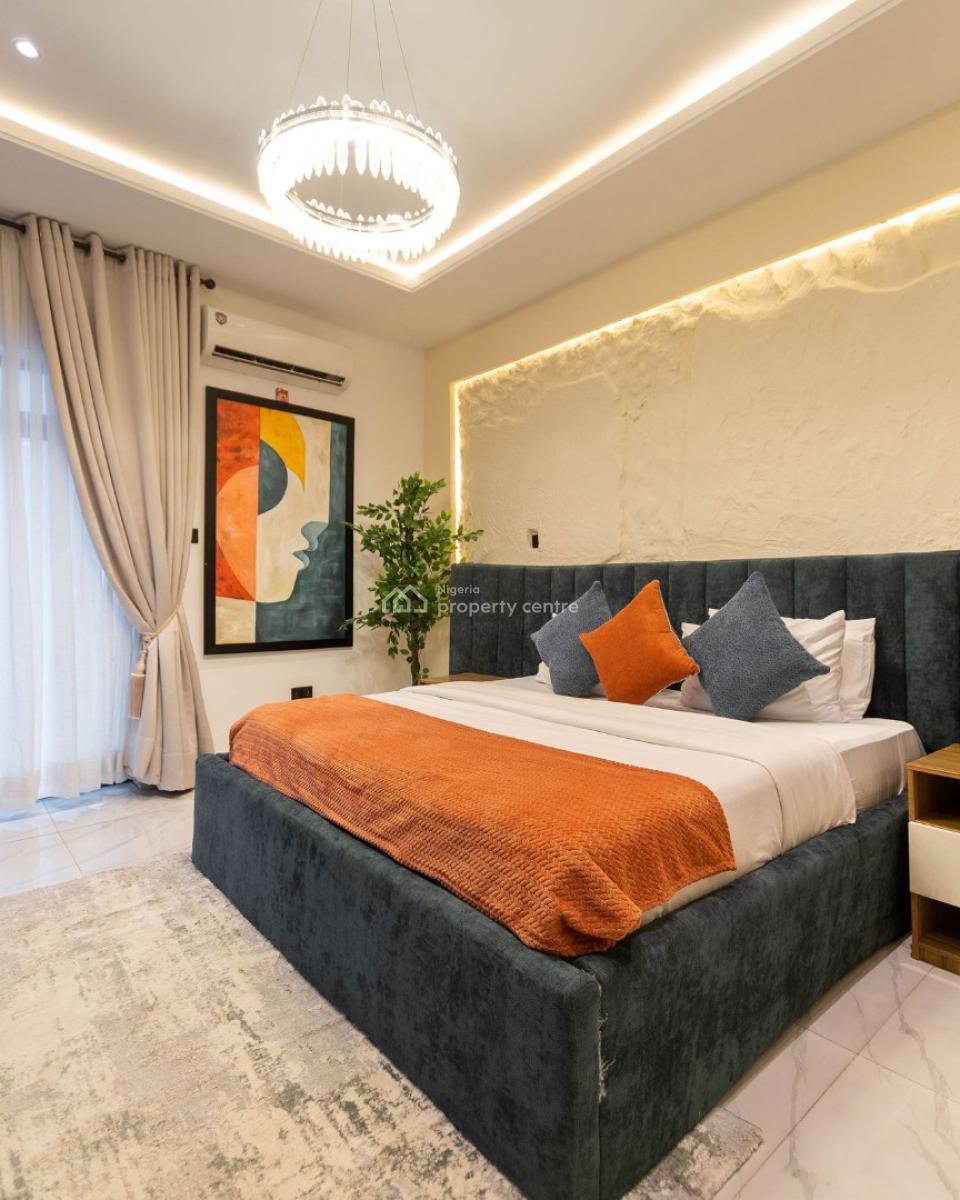 Luxuriously Furnished 3 Bedroom Apartment, Phase 1, Lekki, Lagos, Flat / Apartment Short Let