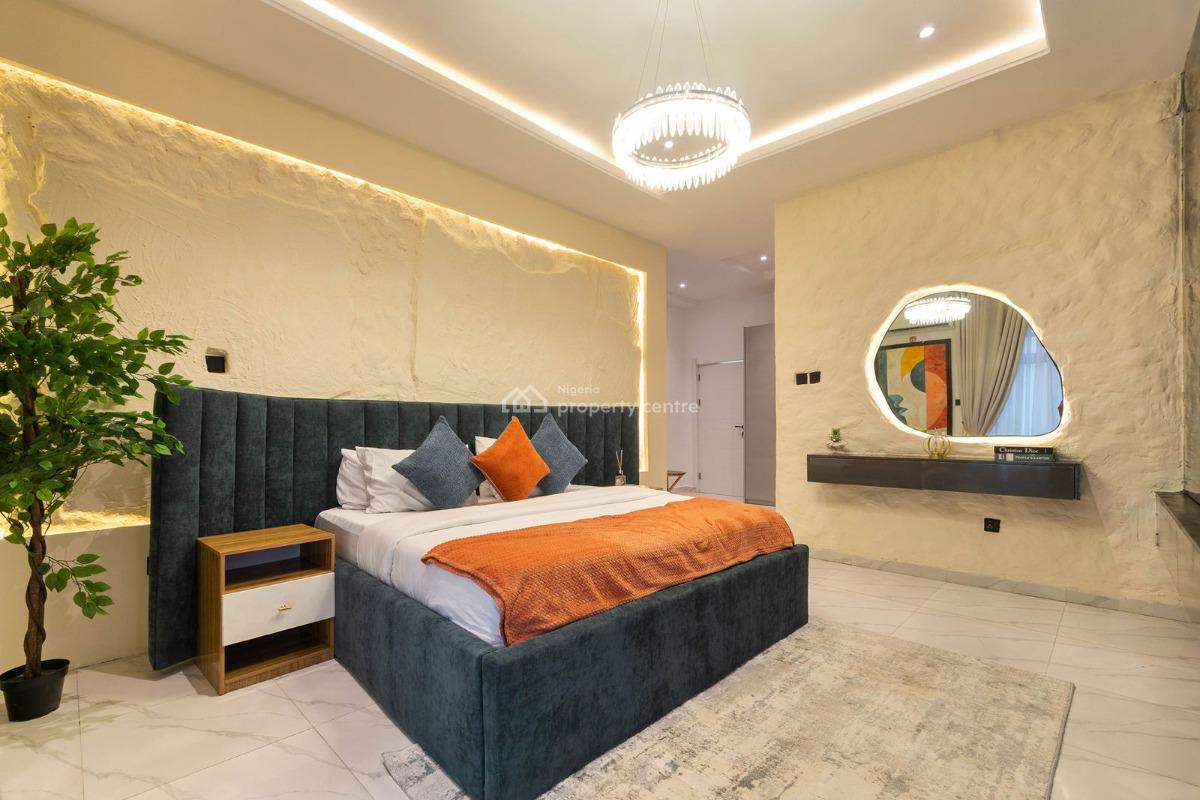 Luxuriously Furnished 3 Bedroom Apartment, Phase 1, Lekki, Lagos, Flat / Apartment Short Let