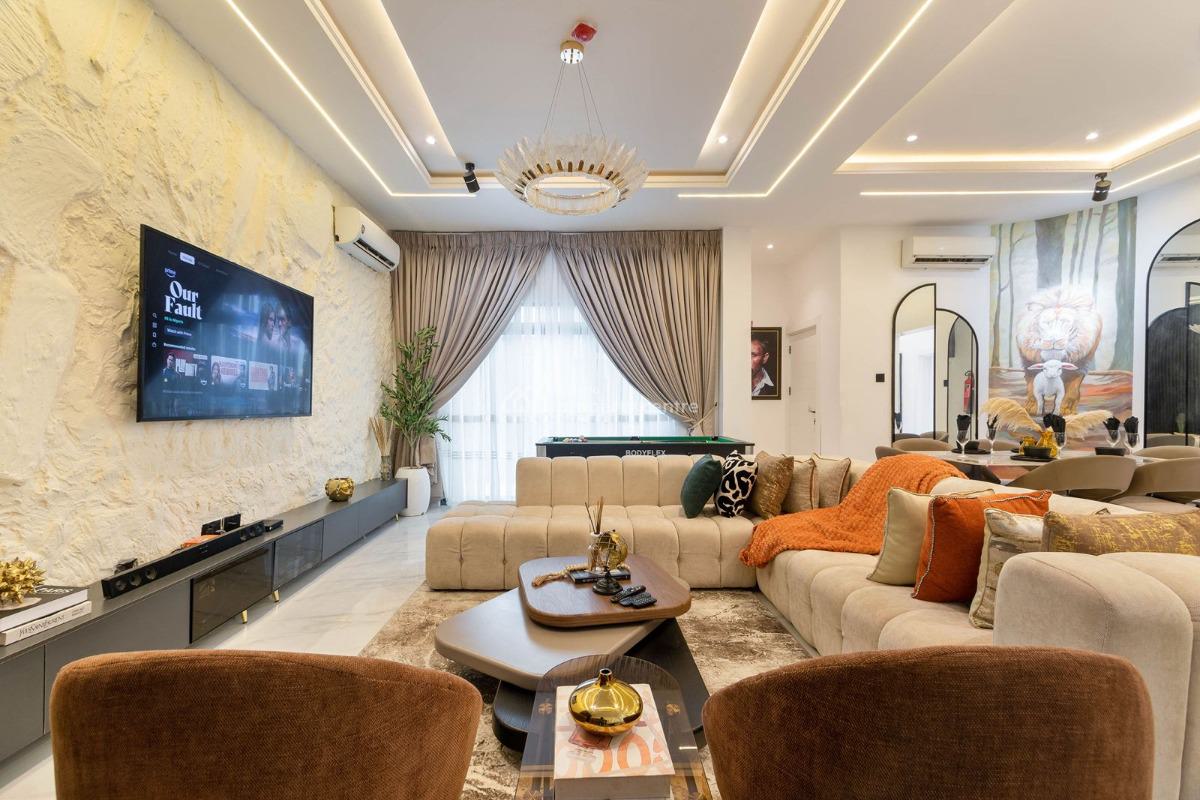Luxuriously Furnished 3 Bedroom Apartment, Phase 1, Lekki, Lagos, Flat / Apartment Short Let