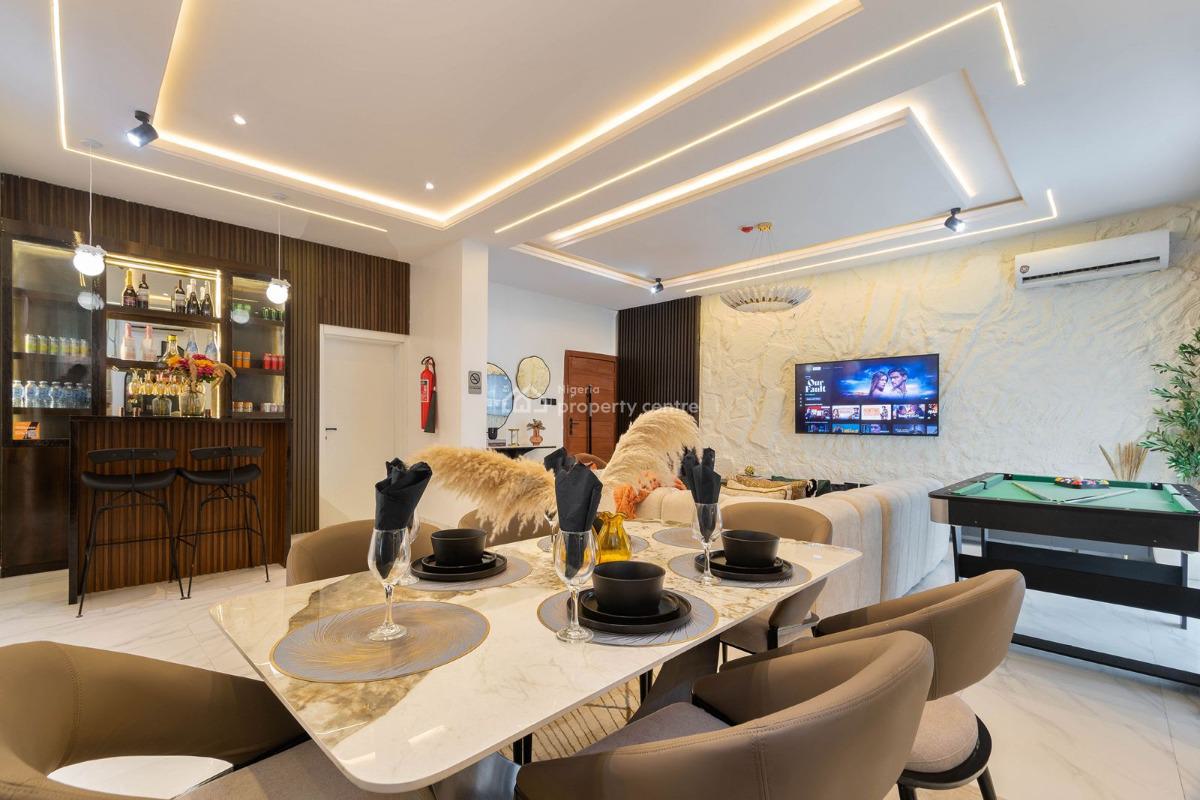 Luxuriously Furnished 3 Bedroom Apartment, Phase 1, Lekki, Lagos, Flat / Apartment Short Let