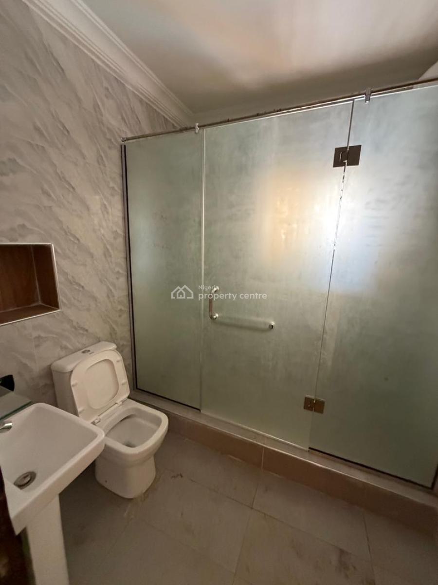 Renovated 3 Bedroom Block of Flat, Maitama District, Abuja, Flat / Apartment for Rent